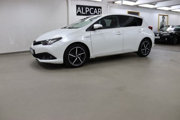 Toyota Auris Hybrid e-CVT TOUCH & GO EDITION V-HJUL GPS - 2018
