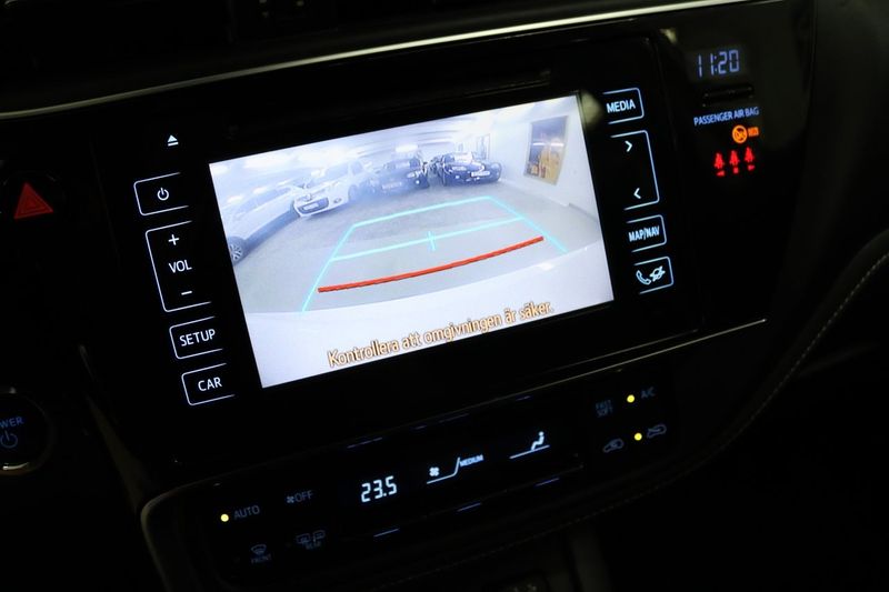 Toyota Auris bild 17