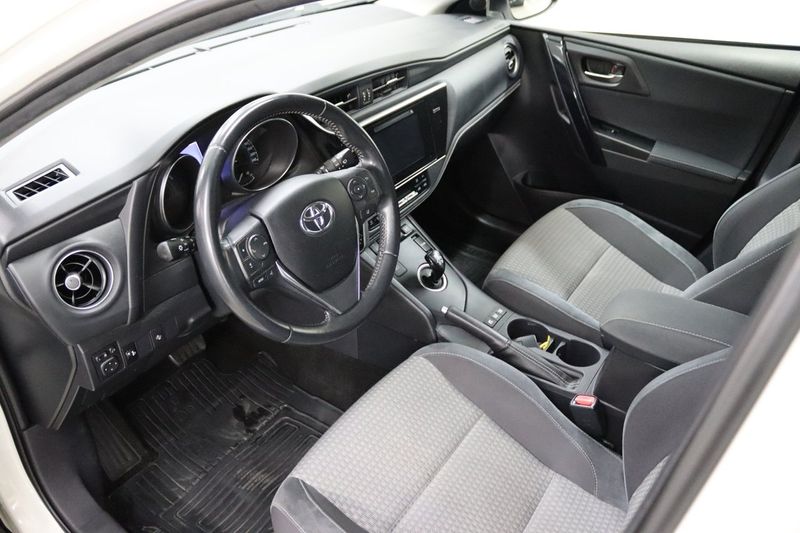 Toyota Auris bild 12