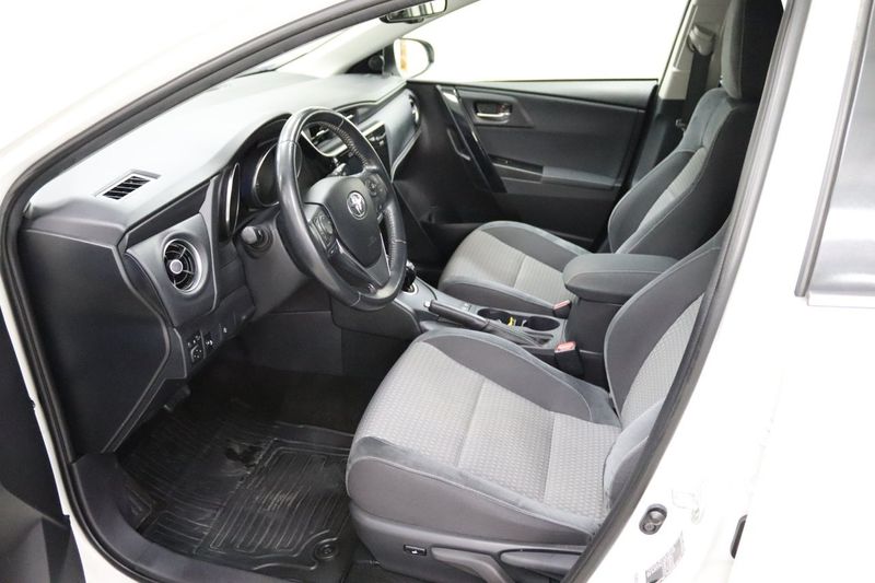 Toyota Auris bild 11
