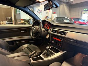 BMW 325 bild 16