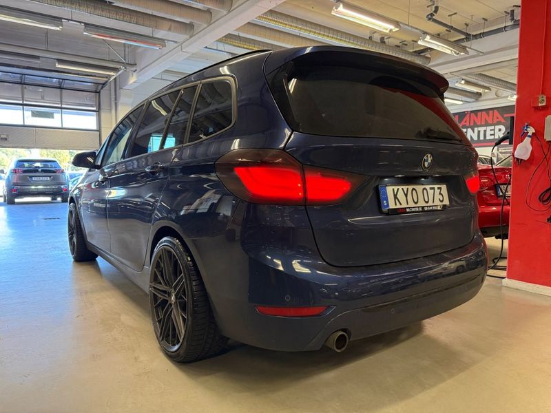 BMW 218 bild 6