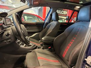 BMW 218 bild 13