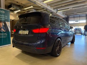 BMW 218 bild 8