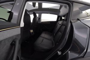 Tesla Model Y bild 12