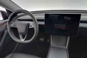 Tesla Model Y bild 15