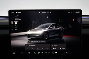 Tesla Model Y bild 17