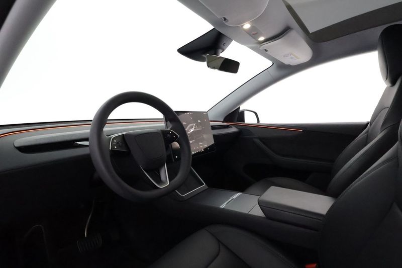 Tesla Model Y bild 11