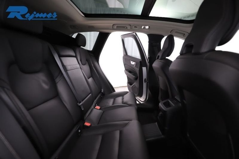 Volvo XC60 bild 9