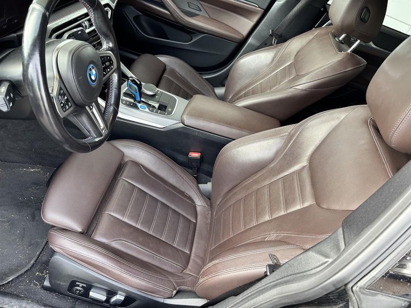 BMW i4 bild 6