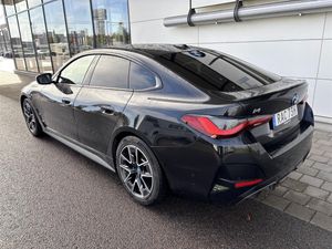 BMW i4 bild 2