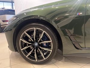 BMW i4 bild 6