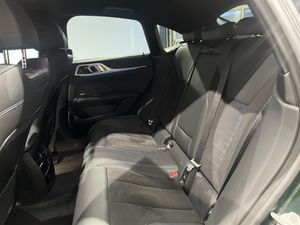 BMW i4 bild 9