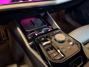 BMW i5 bild 21