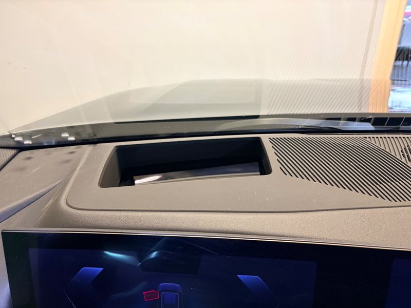 BMW i5 bild 14
