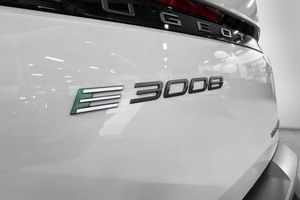 Peugeot e-3008 bild 10