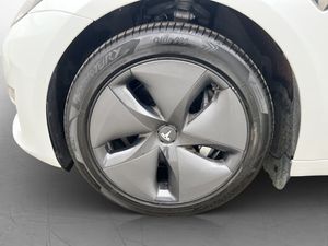 Tesla Model 3 bild 34