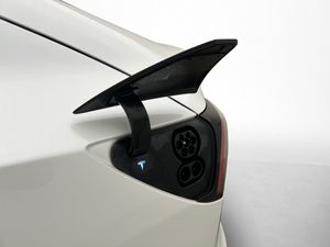 Tesla Model 3 bild 33