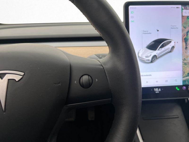 Tesla Model 3 bild 17