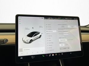 Tesla Model 3 bild 24