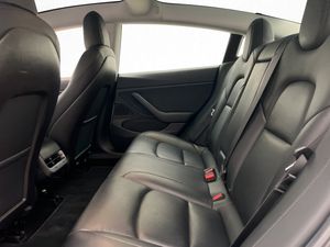 Tesla Model 3 bild 13
