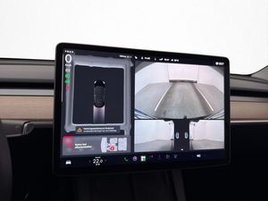Tesla Model Y bild 30