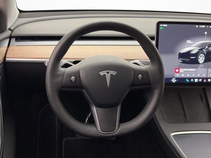 Tesla Model Y bild 14