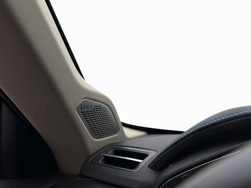 Lynk & Co 01 bild 31