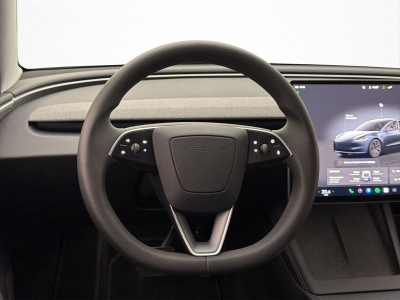 Tesla Model 3 bild 13
