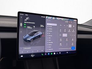 Tesla Model 3 bild 22