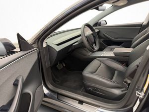 Tesla Model 3 bild 12