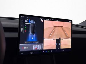 Tesla Model 3 bild 30