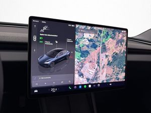 Tesla Model 3 bild 21