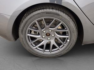 Tesla Model 3 bild 36