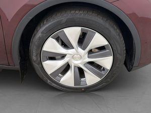 Tesla Model Y bild 36