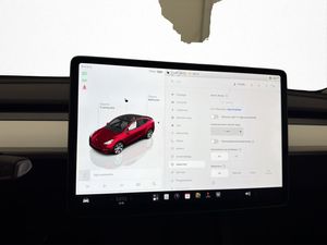 Tesla Model Y bild 25