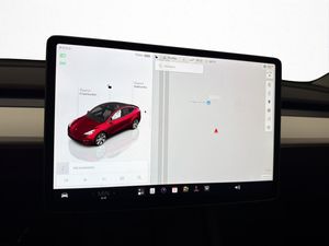 Tesla Model Y bild 21