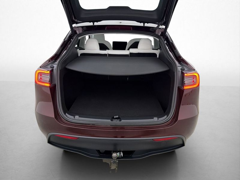 Tesla Model Y bild 30