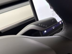 Tesla Model Y bild 20