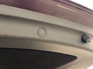 Tesla Model Y bild 31