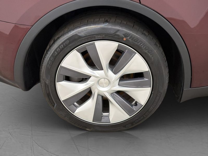 Tesla Model Y bild 35