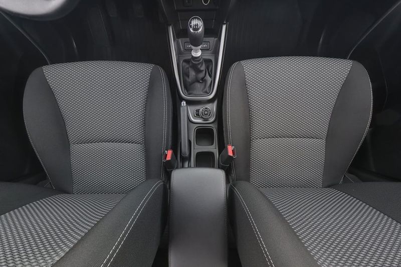 Suzuki Vitara bild 13