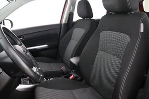 Suzuki Vitara bild 15