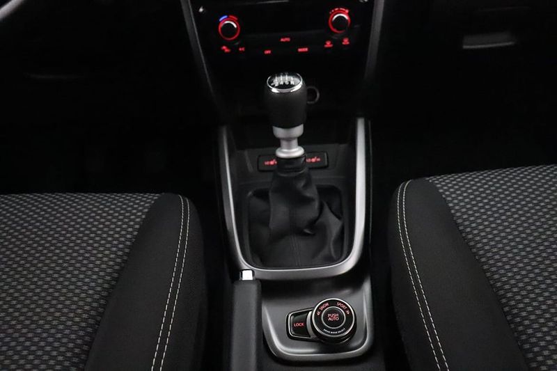 Suzuki Vitara bild 16