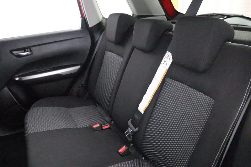 Suzuki Vitara bild 18