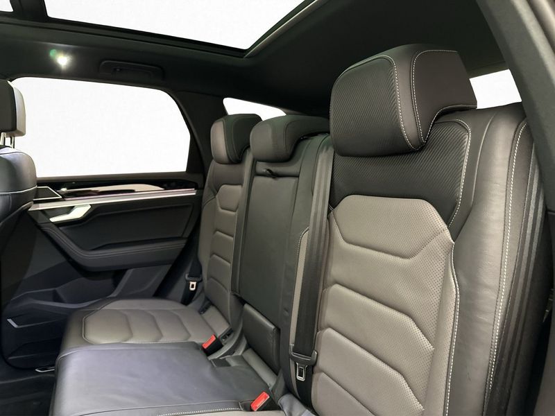 Volkswagen Touareg bild 16