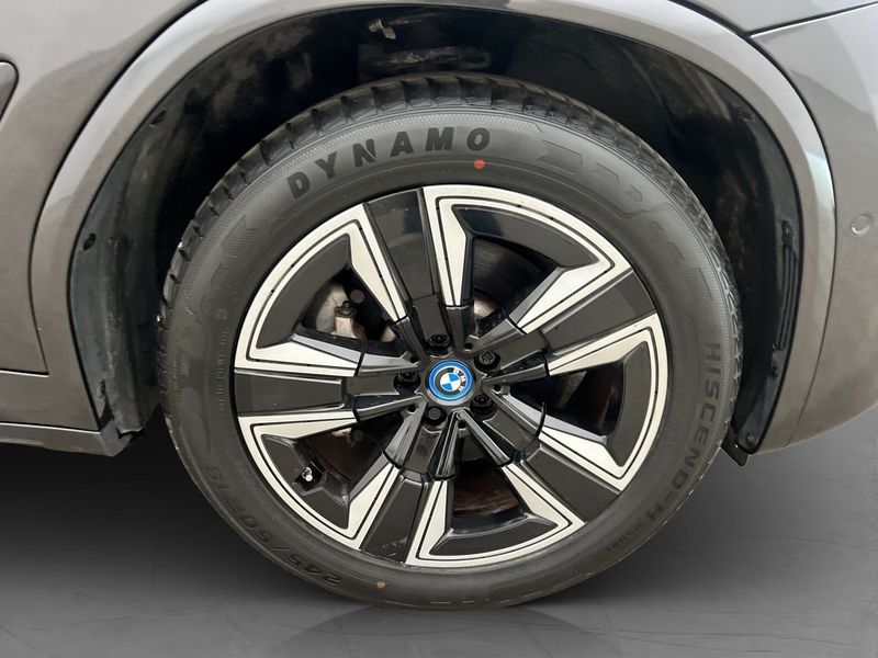 BMW iX3 bild 37