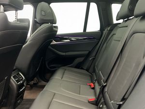 BMW iX3 bild 17