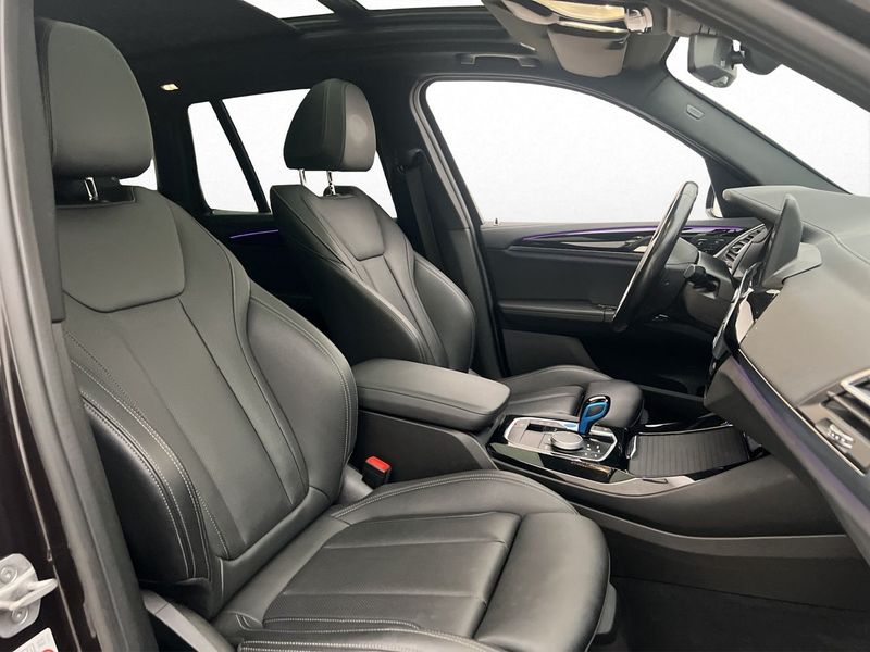 BMW iX3 bild 15