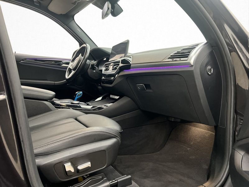 BMW iX3 bild 16